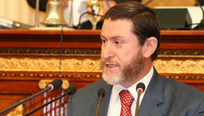د. فريد إسماعيل: مَن يتآمر لإسقاط الرئيس يسعى لهدم مصر الثورة