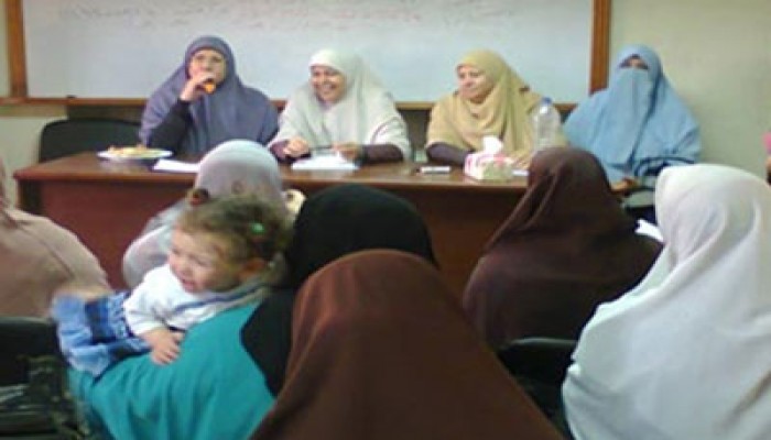 غنية تدعو لمزيد من العمل لاستكمال أهداف الثورة واستئصال الفساد