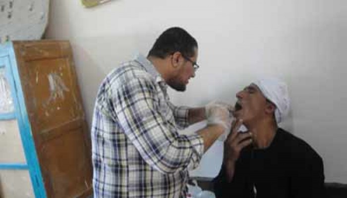 شادر لحوم وقافلة طبية لـ"الحرية والعدالة" بقنا