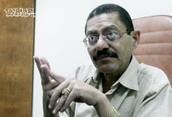 حبيب: استخدام الرئيس للنفس الطويل حمى الثورة وأحبط العنف