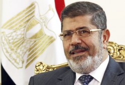 الرئيس مرسي يناقش حادثة الجنود المختطفين مع رؤساء الأحزاب