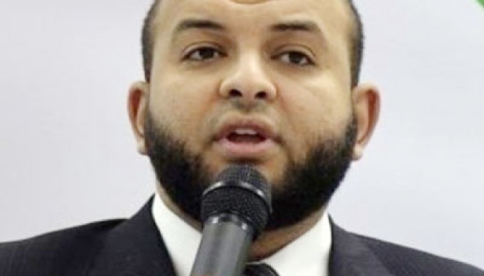 عارف يكشف تفاصيل اعتقاله مع الرئيس مرسي في 2006 بسبب دعم القضاء
