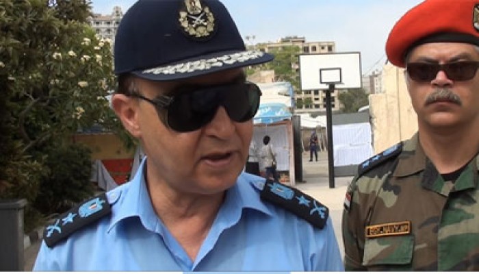 مميش يكرم اللاعبة إيمان علي أول الجمهورية في تنس الطاولة