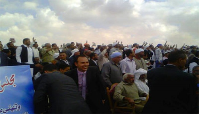 صفحة الرئاسة تنشر فيديو للحظة وصول الرئيس للاحتفال بعيد الحصاد والاستقبال الشعبي