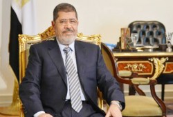 الرئيس مرسي يشهد حصاد القمح بقرى "بنجر السكر" بالإسكندرية