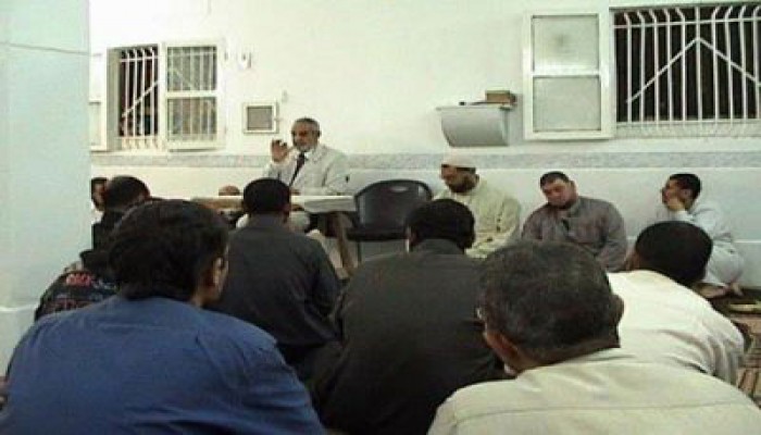 "بسواعدكم نبني هذه الأمة" ندوة لعمال الإخوان بأبو كبير الشرقية