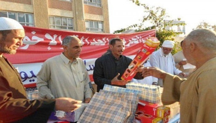 "الحرية والعدالة" يحتفل بيوم العمال بميت غمر الدقهلية