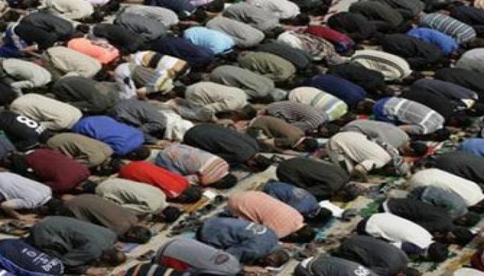 "الصلاة سلاح المرحلة" محور أمسية إخوان أسوان