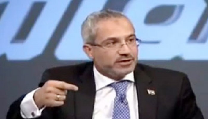 مراد علي: التكاتف واجب لمنع تبرئة المخلوع وإعادة نظامه