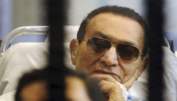 نائب بالشورى يطالب بمعاملة المخلوع كبقية السجناء