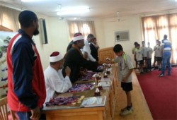 "الحرية والعدالة" يكرم فائزي كرة القدم بمنطقة أسوان الأزهرية