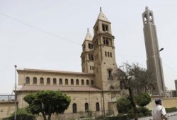 وفد من رئاسة الجمهورية يصل مقر الكاتدرائية المرقسية