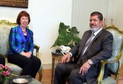 الرئيس مرسي يستقبل كاترين آشتون خلال زيارتها لمصر غدًا