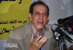 حسام عيسى يستقيل من "الدستور" احتجاجًا على "التزوير"