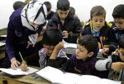 دراسة: أطفال الأسر المطلقة أكثر عرضة للإصابة بالمخاوف المدرسية