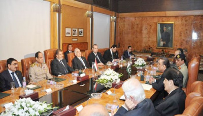 الرئيس مرسي يختتم زيارته لإسلام آباد ويتوجه إلى نيودلهي