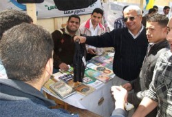 عميد "الدراسات الإسلامية" بأزهر دمياط يفتتح معرض طلاب الإخوان