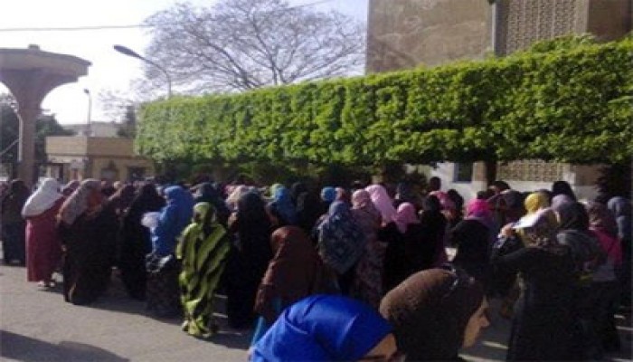 طلاب "الأزهر" يتظاهرون احتجاجًا على فساد المدن الجامعية