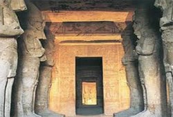 "ميت رهينة" بالجيزة.. مدينة النصب الجميل