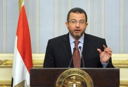 قنديل يصدر قرارًا بإنشاء كلية طب أسوان