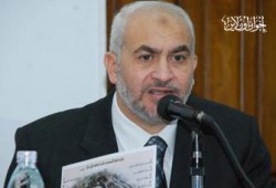 وفد "النقابة" يقود مسيرة لأطباء الامتياز إلى رئيس جامعة الإسكندرية