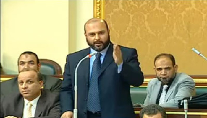 عمرو زكي ينسحب من انتخابات أمين القاهرة لترشحه "النواب"