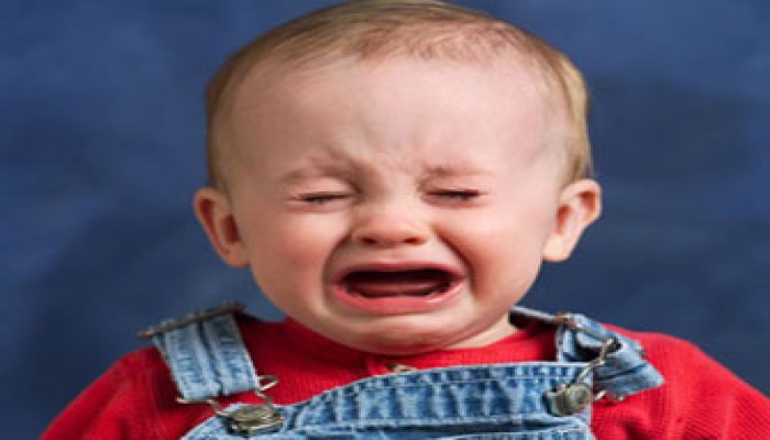 عيون الرضع مفتاح سحري لمعرفة أسباب بكائهم