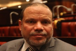 "الرئاسة" تتابع مع "المعلمين" الإعداد لمؤتمرها القومي لمحو الأمية