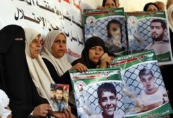"علماء المسلمين" يطالب بضغط دولي لإنهاء معاناة الأسرى الفلسطينيين