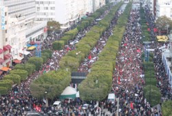 مسيرة حاشدة في تونس تأييدًا لحكومة النهضة