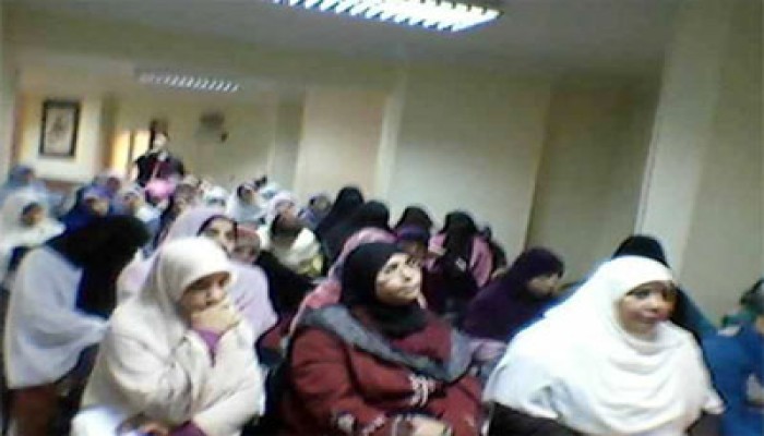 "جيزة بلا أمية" دورة لأمانة المرأة بـ"الحرية والعدالة"