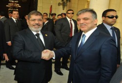 جول يقوم بجولة لمشاهدة معالم قصر القبة