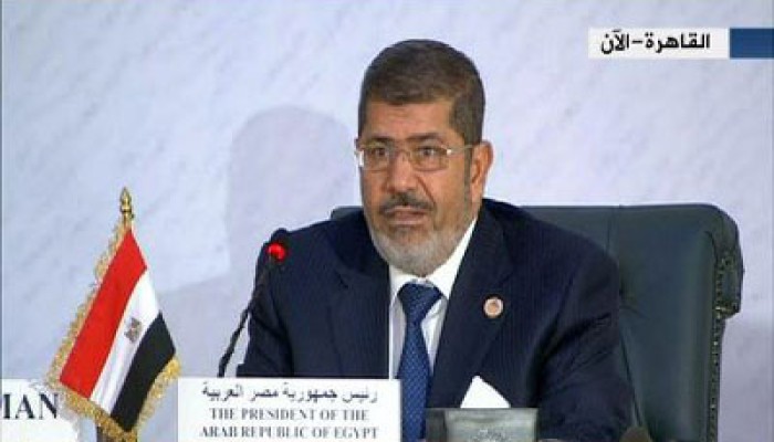 الرئيس مرسي: الثورة المصرية حجر الزاوية في انطلاق الأمة لآفاق جديدة