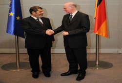 الرئيس مرسي يلتقي برئيس البرلمان الألماني