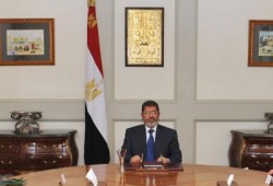 الرئيس مرسي يبحث أوضاع المصريين في فرنسا