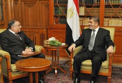 الرئيس مرسي يستقبل رئيس الهيئة العامة للاستعلامات