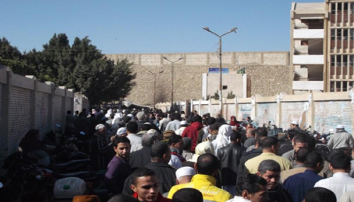 لوس أنجلوس تايمز: الموافقة على الدستور انتصار للرئيس مرسي