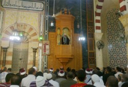 أيها الخطباء والدعاة سابقوا الزمن
