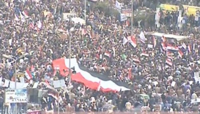 مواطن قبطي يهتف:" لا إله إلا الله.. محمد مرسي حبيب الله"