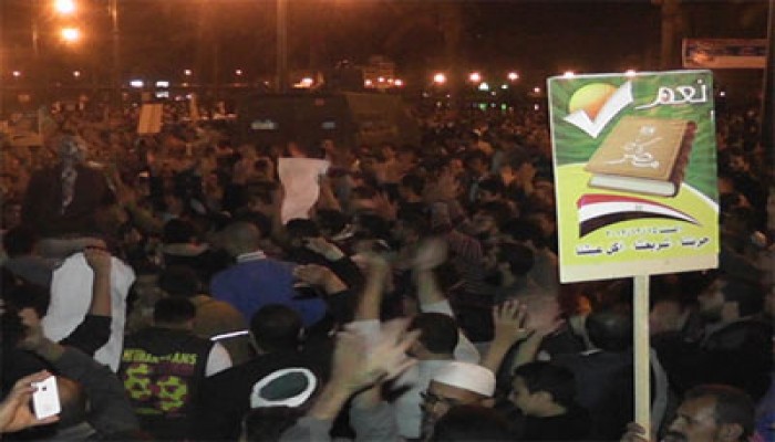 الآلاف في مسيرة بدمياط يهتفون: "الشعب يريد تطهير الإعلام"