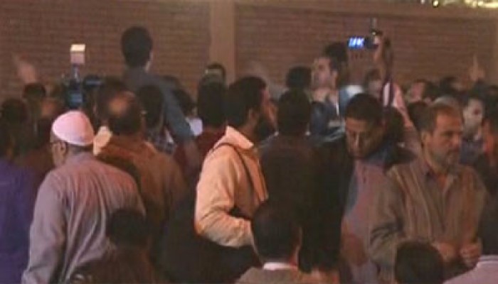 حقيقة ما حدث أمام الاتحادية