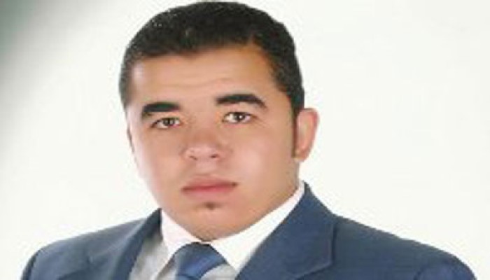 عملاء في ثياب التنوير؟!