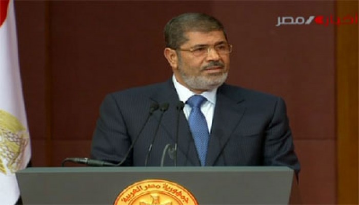 الرئيس يدعو الشعب إلى الاستفتاء على الدستور يوم 15 ديسمبر