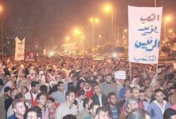 وقفة لدعاة أسيوط تأييدًا للإعلان الدستوري والدستور الجديد