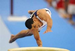 "الرياضة" تدعم اتحاد الجمباز بـ120 ألف جنيه