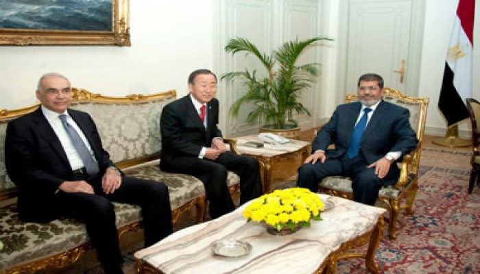 بان كي مون: ندعم جهود الرئيس مرسي للتهدئة في غزة