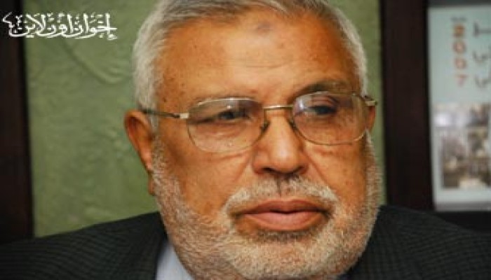 د. رشاد محمد البيومي يكتب: رسالة إلى الشعب المصري