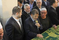 الرئيس يغادر إلى القاهرة بعد انتهاء جنازة شقيقته