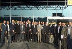 وفد التضامن مع غزة يغادر من مطار القاهرة برئاسة الكتاتني