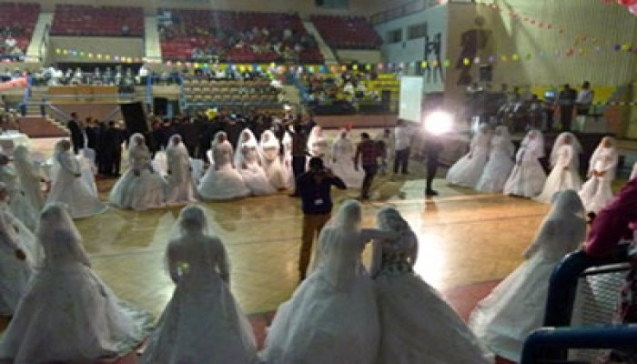 إخوان الشرقية ينظمون حفل زفاف جماعيًّا لـ100عريس وعروسة